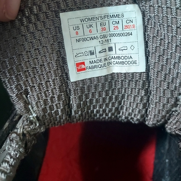 Women Northface Hiking Shoes - Picture 7 of 7